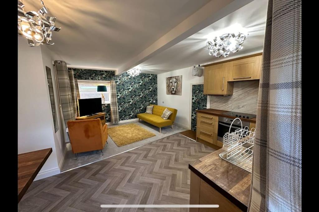 Thee Olde Cow Shed Cottingham, Central Location, 500 Meters From Cottingham Train Station, Close To Hull & Beverly, Free Parking & Wi-Fi , Entire Detached Property Zewnętrze zdjęcie